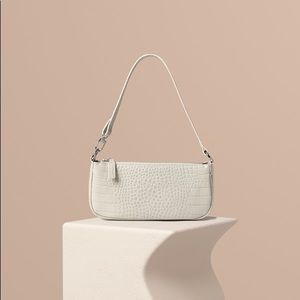 Crocodile pattern shoulder baguette bag